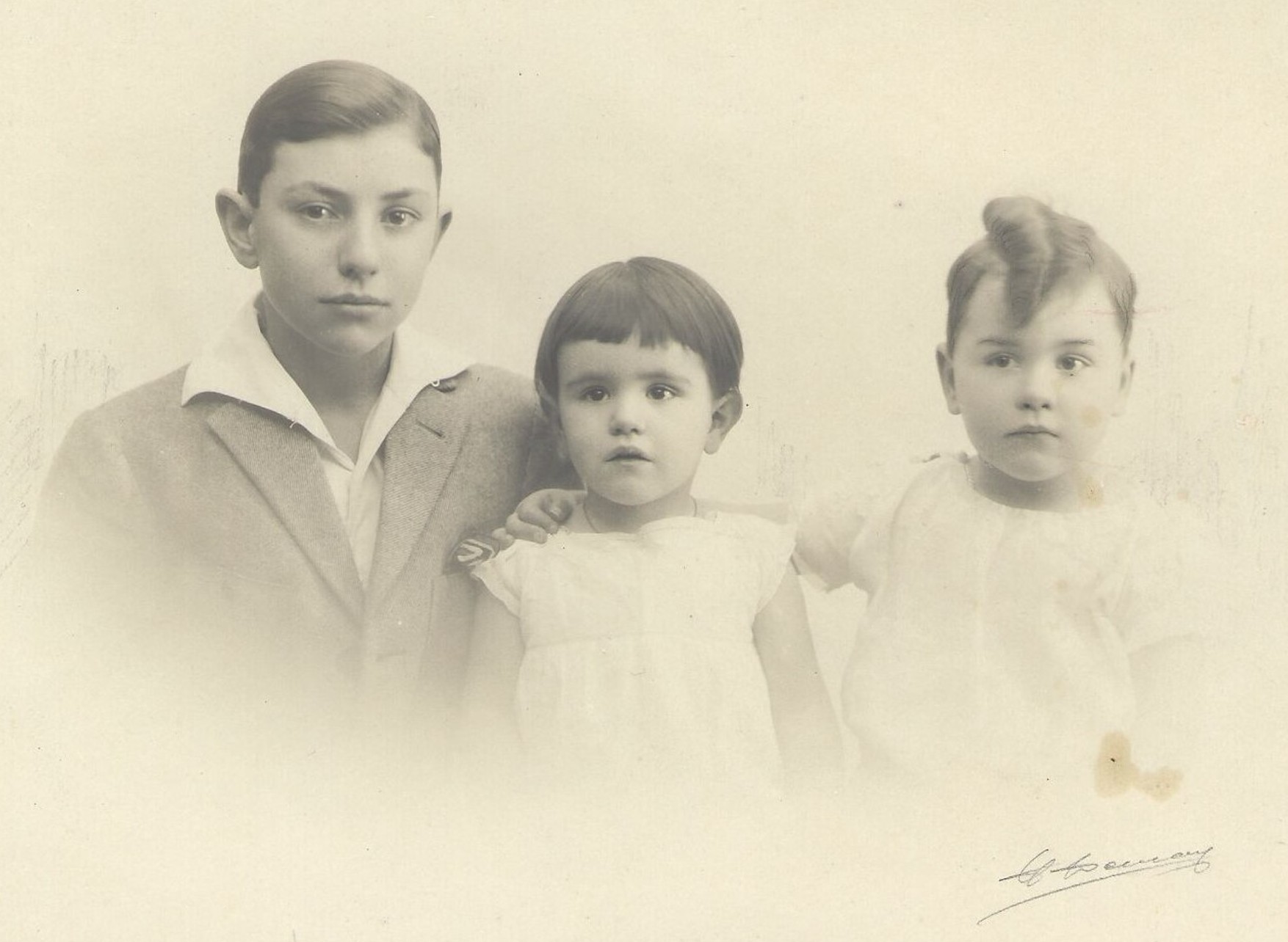 Jean, Marthe et Marie-Thérèse Fougère